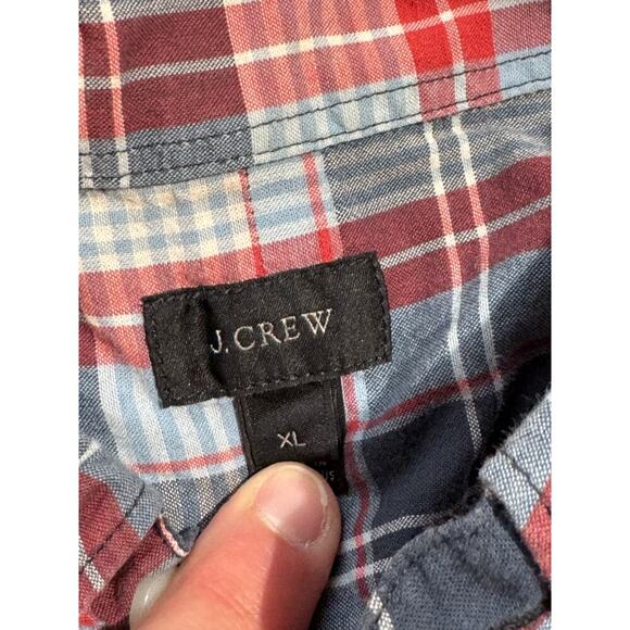 J. Crew buttoned shirt, Oxford style, Size Large, Short Sleeved, Patriotic - Picture 3 of 8